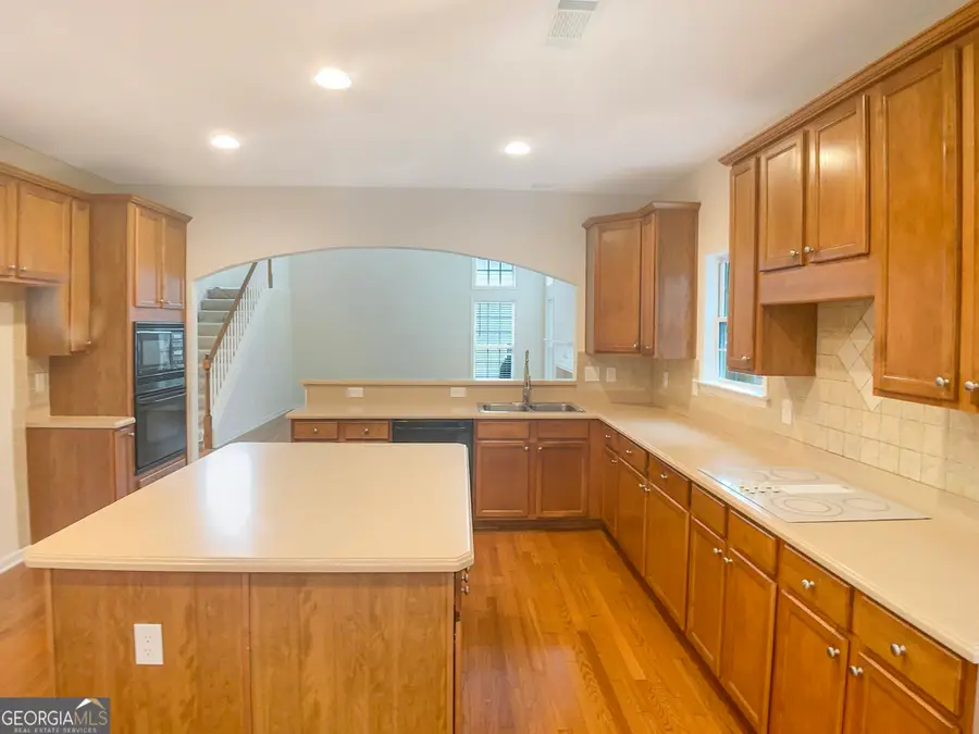 545 Gran Heritage Way, Dacula, GA 30019 - Image #2