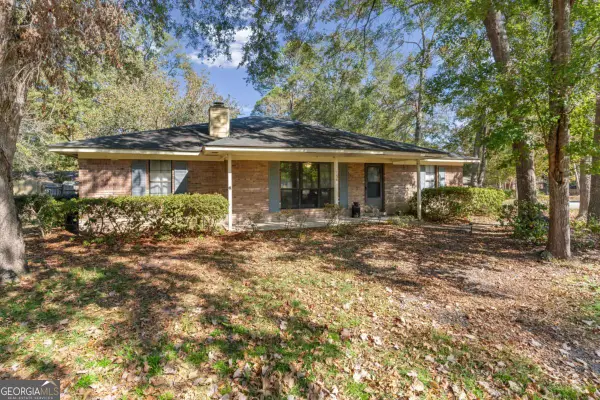 156 W Peach Avenue, Kingsland, GA 31548