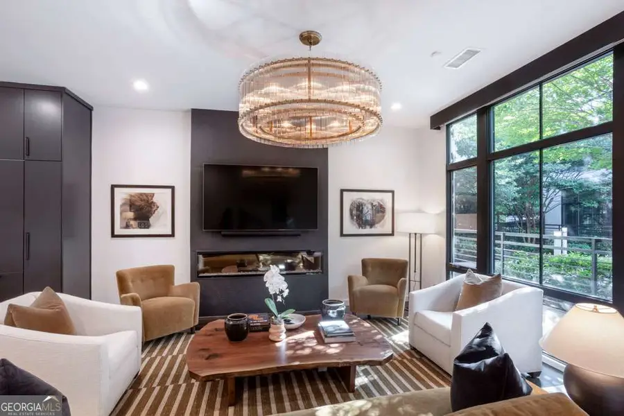 721 Longleaf Drive Ne #3, Atlanta, GA 30342 - Image #2