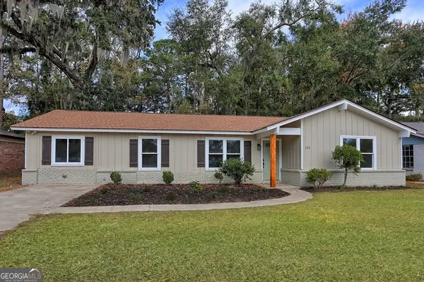 108 Greenbriar Drive, Savannah, GA 31419