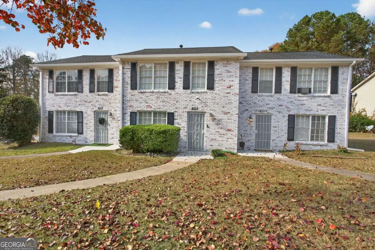 8511 Pineland Drive, Jonesboro, GA 30238 - Image #1