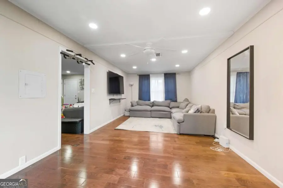 1454 Helen Lane Sw, Atlanta, GA 30331 - Image #3