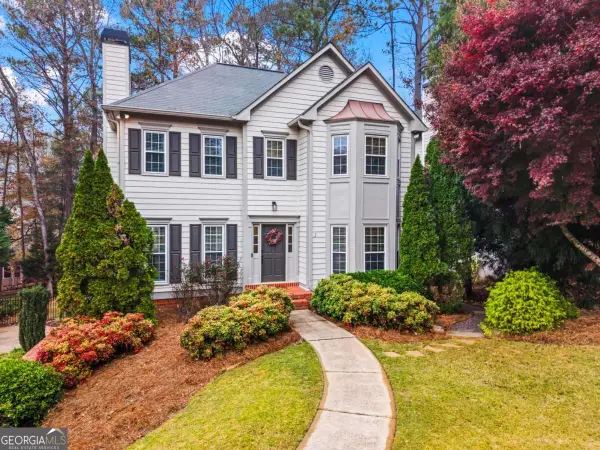 907 Feather Creek Lane, Woodstock, GA 30189