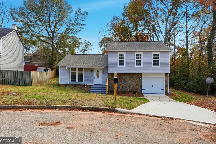 683 Wood Path Court, Stone Mountain, GA 30083 - Image #2