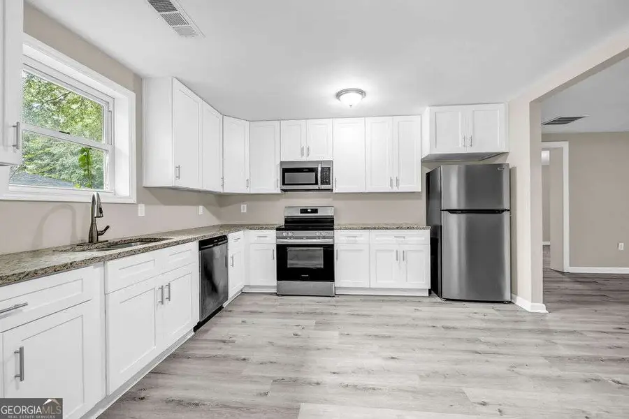 305 S 18th Street, Griffin, GA 30224 - Image #3