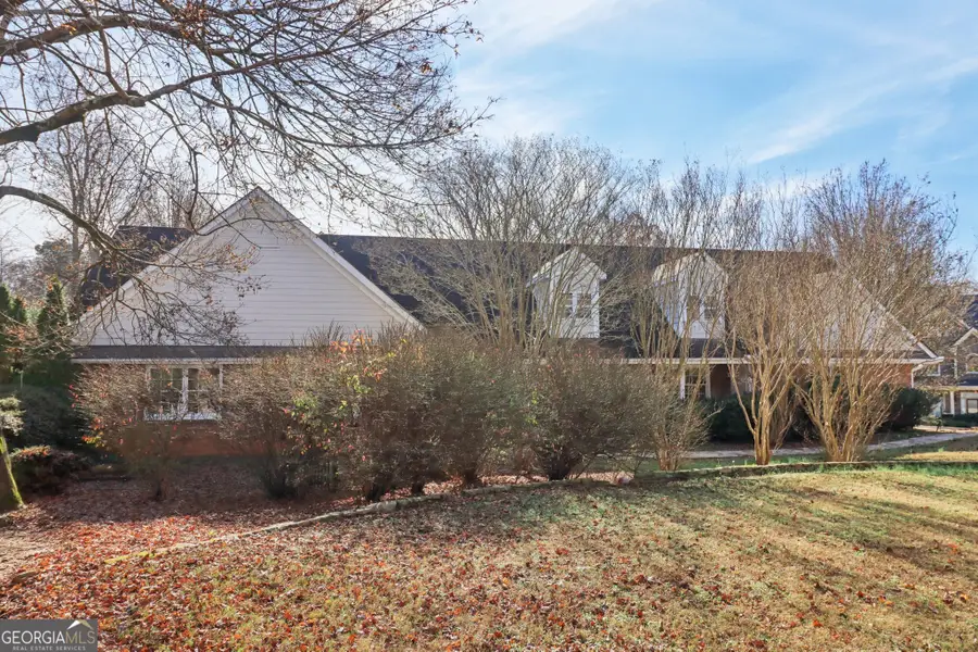 937 Hidden Falls Lane Se, Smyrna, GA 30082 - Image #2