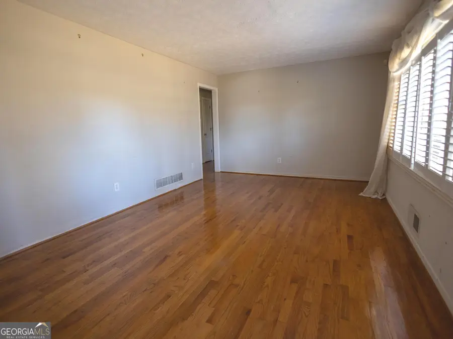 3145 Valaire Drive, Decatur, GA 30033 - Image #3