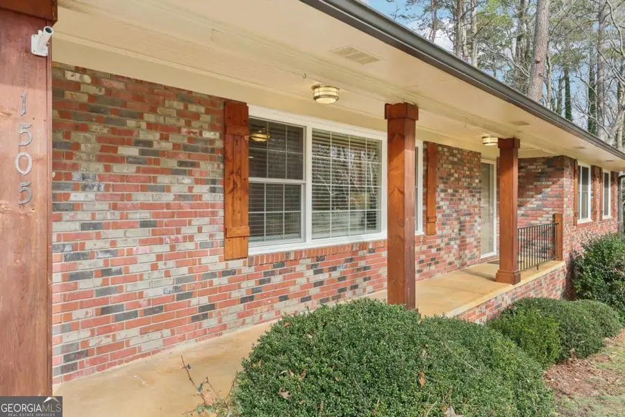 1505 Robinhood Trail, Gainesville, GA 30501 - Image #3
