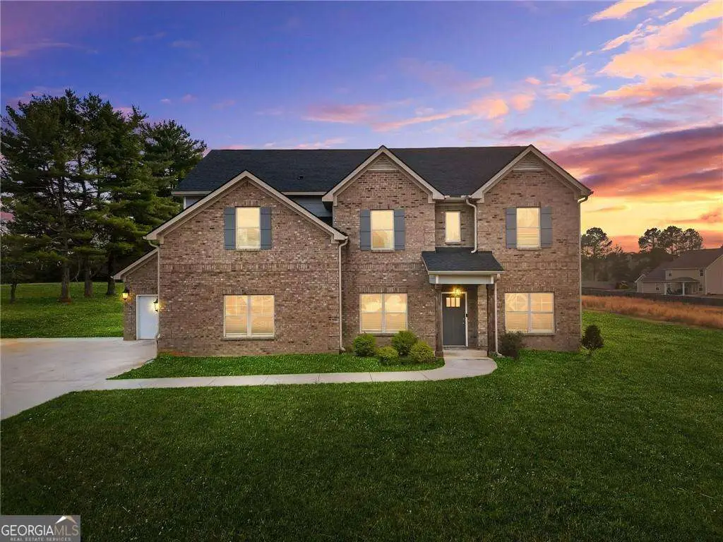 689 S Jeff Davis Drive, Fayetteville, GA 30215 - Image #1