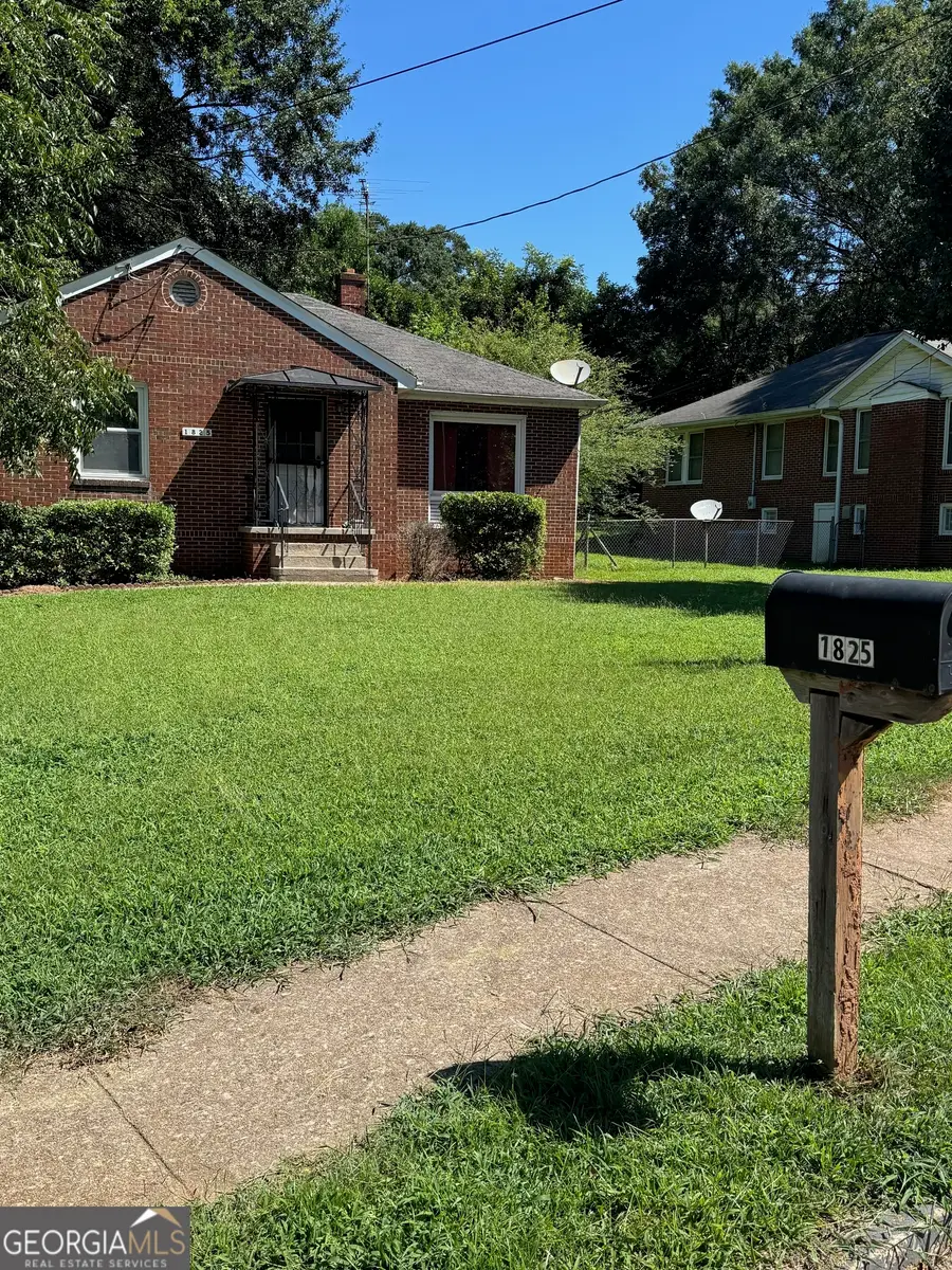 1825 Lyle Avenue, College Park, GA 30337 - Image #2