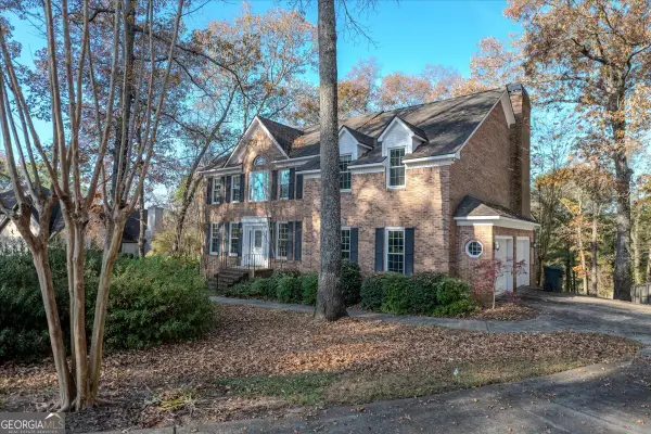 107 Wexford Circle, Bonaire, GA 31005