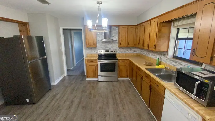 304 Morris Street, Glennville, GA 30427 - Image #3