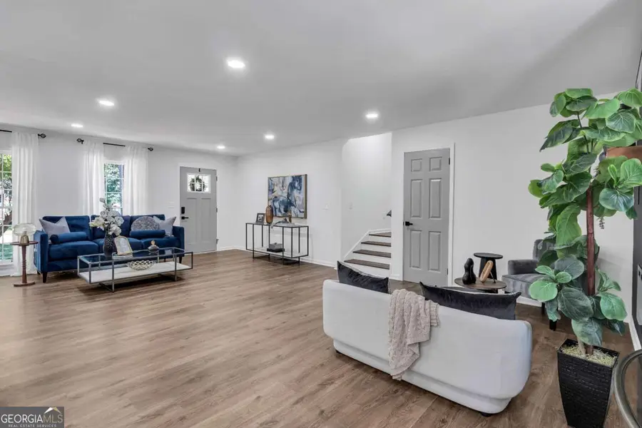 723 Monticello Way Se, Marietta, GA 30067 - Image #3