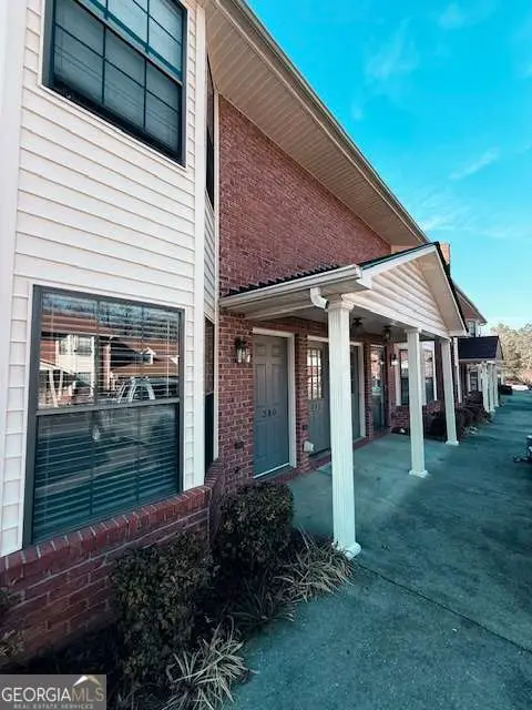 389 Mount Vernon Drive, Calhoun, GA 30701 - Image #1