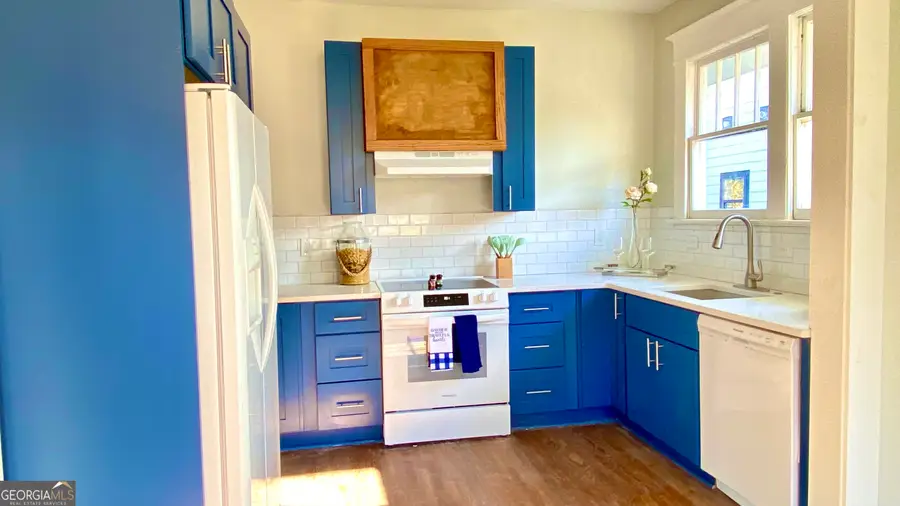 658 Cascade Avenue Sw, Atlanta, GA 30310 - Image #2