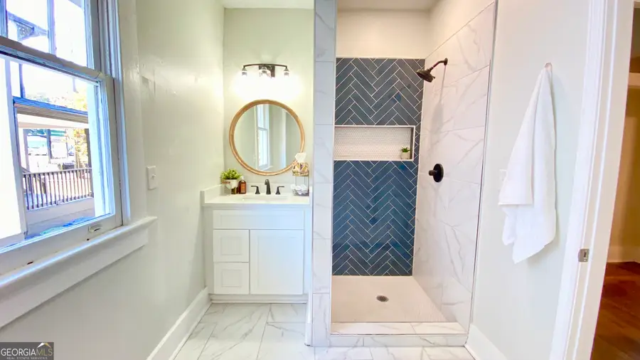 658 Cascade Avenue Sw, Atlanta, GA 30310 - Image #3