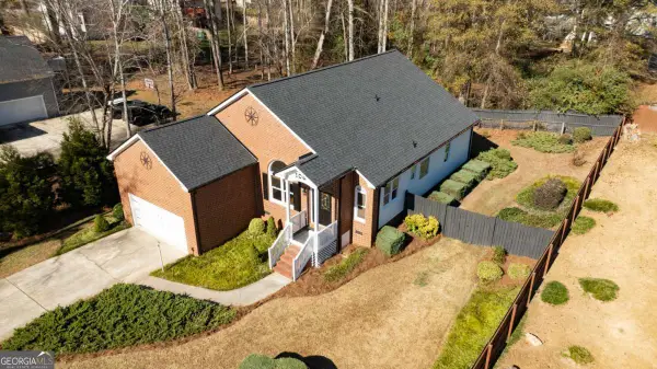 108 Hunter Way, Carrollton, GA 30116