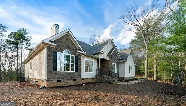 140 Robert Drive, Ellijay, GA 30536