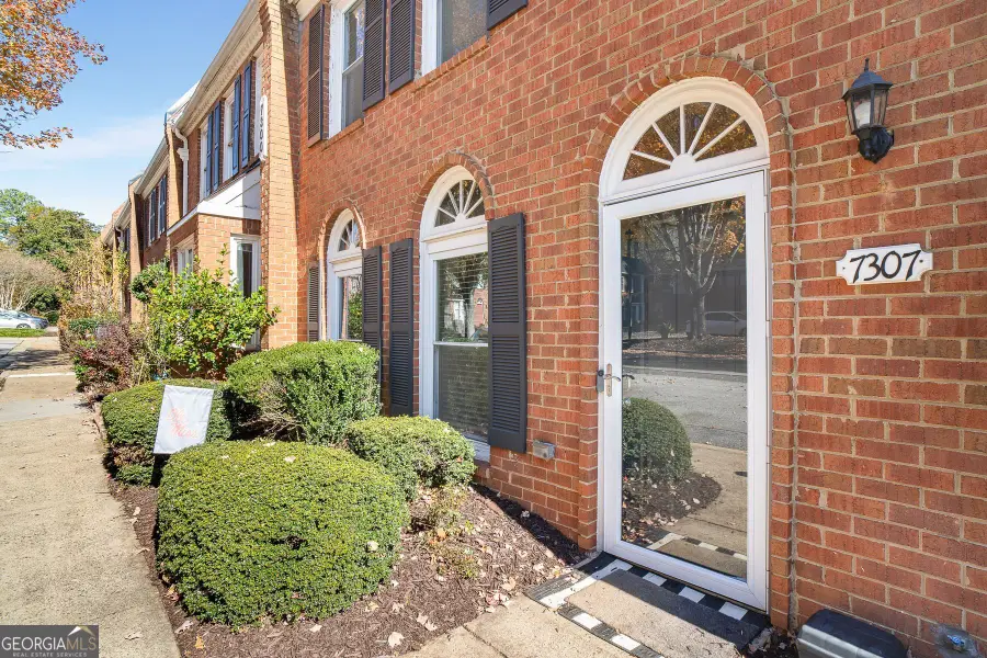 7307 Saint Charles Square, Roswell, GA 30075 - Image #2