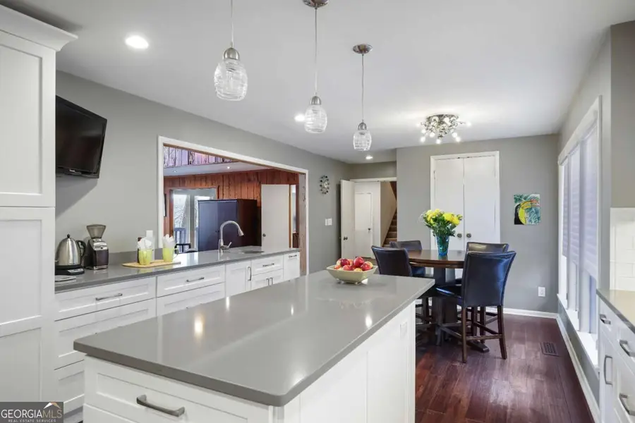 180 River Court Parkway, Sandy Springs, GA 30328 - #2