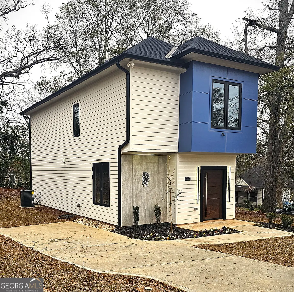 233 E Tinsley Street, Griffin, GA 30223 - Image #1