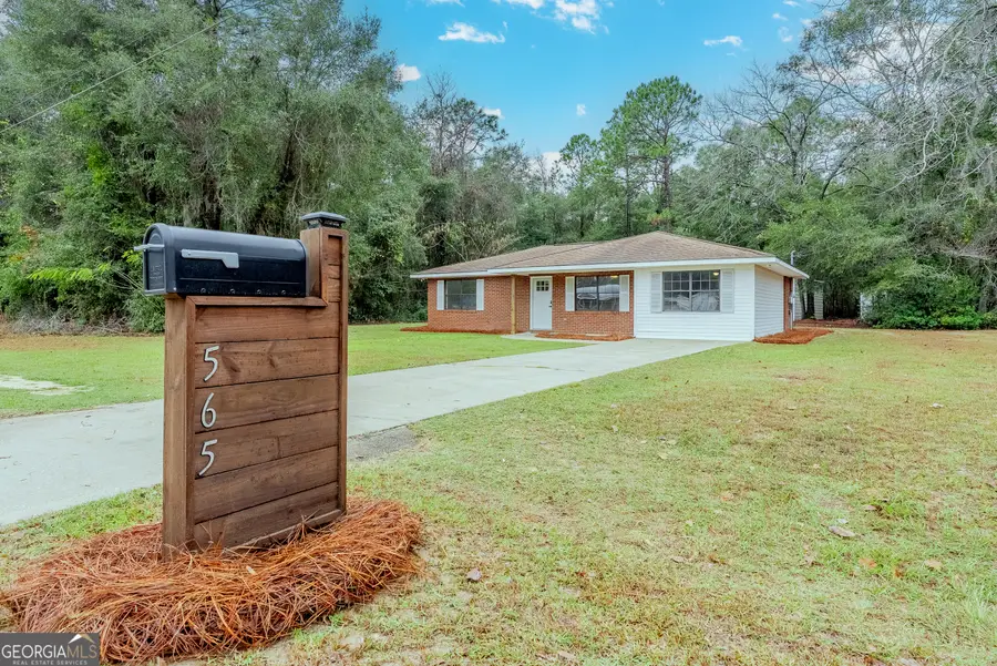 565 Killingsworth Road, Jesup, GA 31545 - Image #2