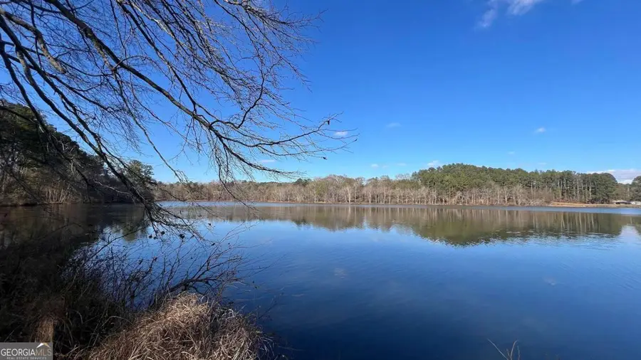 719 Overlook Drive, Winder, GA 30680 - Image #2