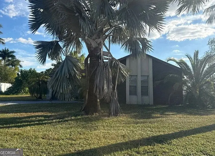 410 Parkside Street, Lehigh Acres, FL 33936 - Image #1