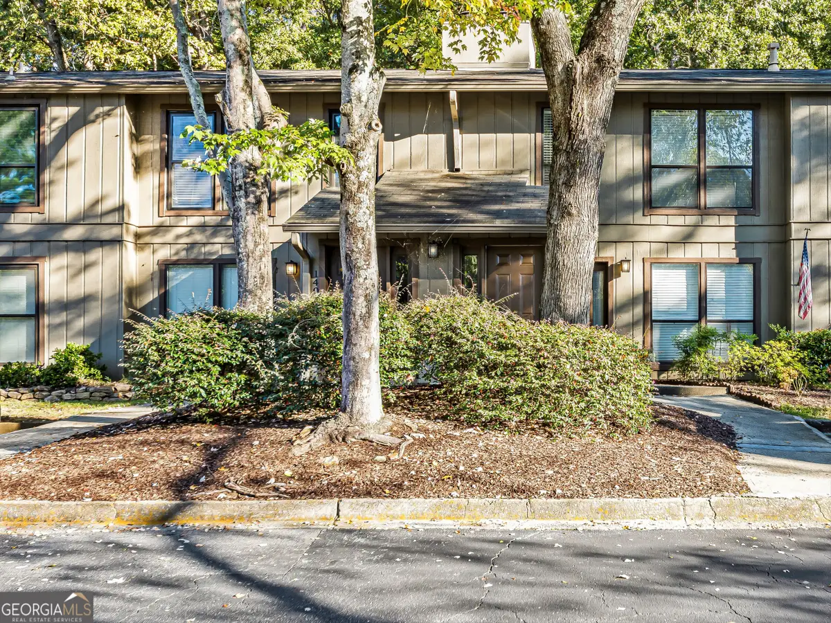 1403 Cumberland Court Se, Smyrna, GA 30080 - Image #1