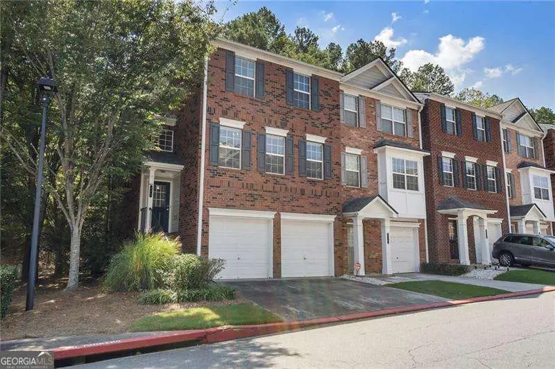 373 Heritage Park Trace Nw #4, Kennesaw, GA 30144 - Image #1