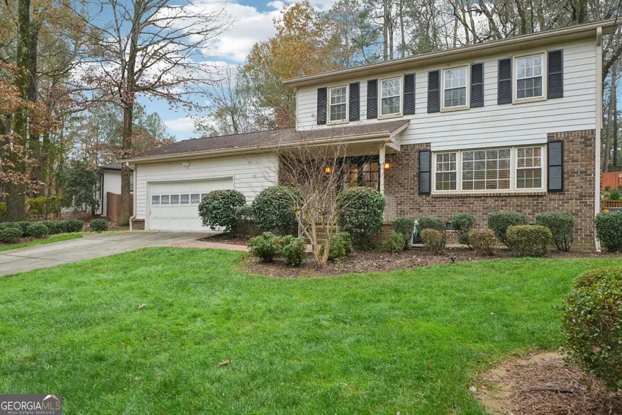 2419 Kings Point Drive, Dunwoody, GA 30338 - Image #3