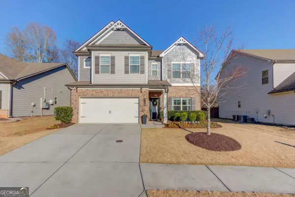 956 Brighton Park Circle, Hoschton, GA 30548