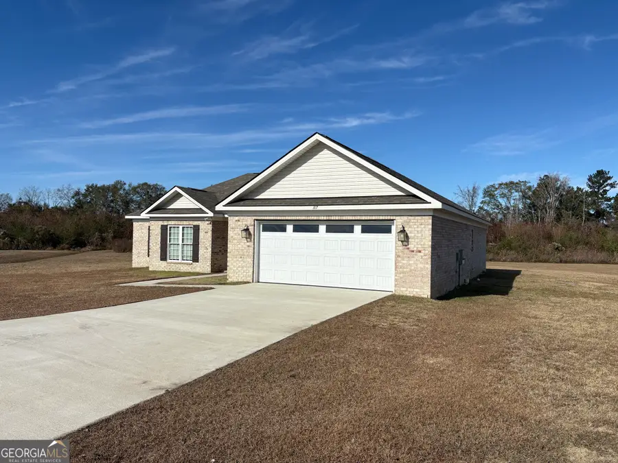 317 Old Rockdale Drive, Statesboro, GA 30461 - Image #2