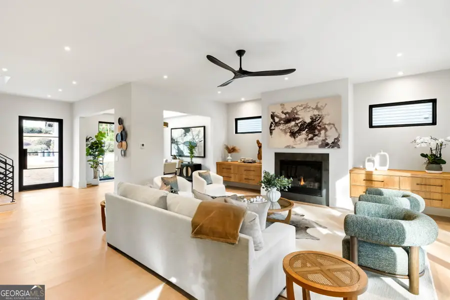 2383 Poplar Springs Drive Ne, Brookhaven, GA 30319 - Image #3