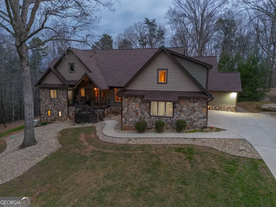 712 Meadow Run Court, Clarkesville, GA 30523 - Image #3