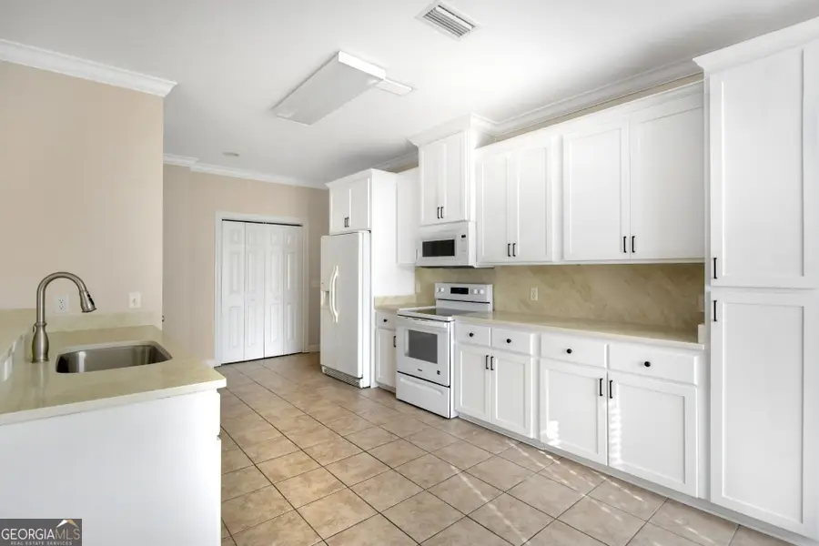 161 Huntington Circle, Brunswick, GA 31525 - Image #2