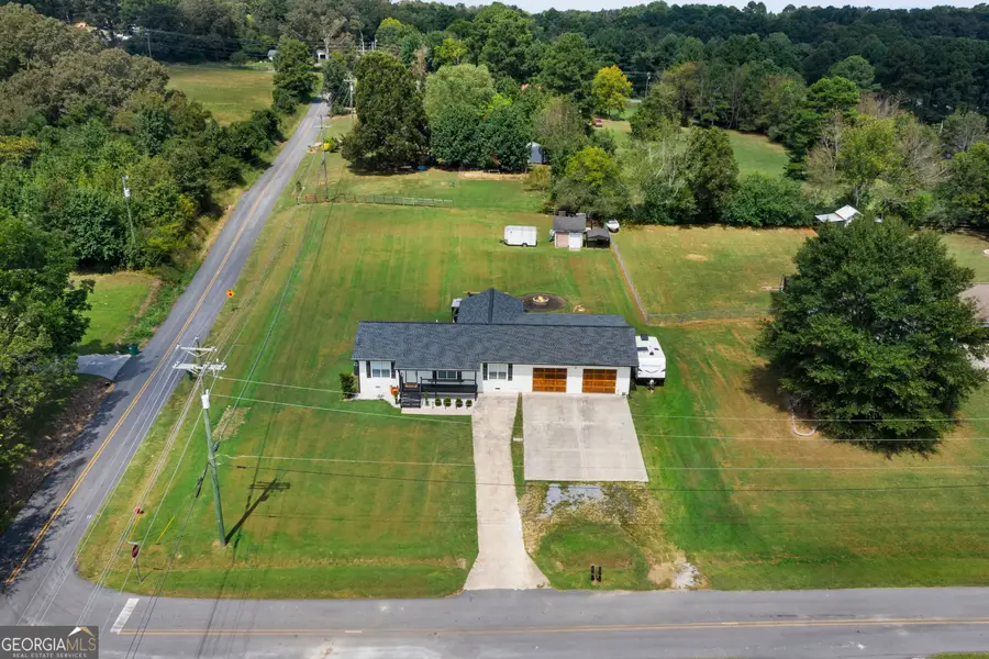 106 Valley View Circle Se, Calhoun, GA 30701 - Image #2