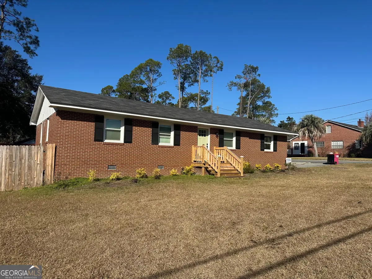 136 S Third Avenue, McRae Helena, GA 31055 - Image #1