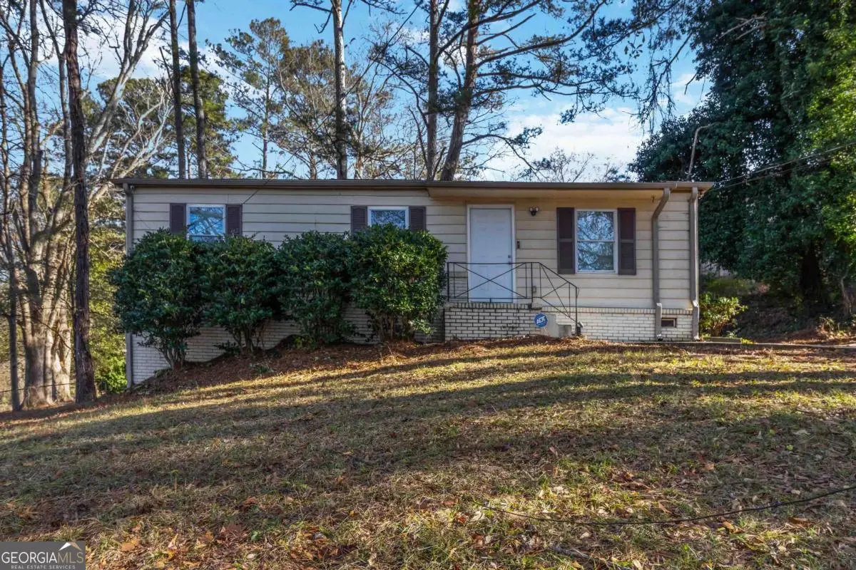 2361 Swallow Circle Se, Atlanta, GA 30315 - Image #1