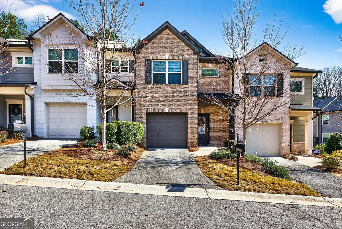 3182 Meadowstone Lane Sw, Atlanta, GA 30331 - Image #1