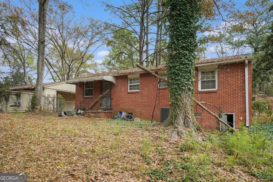 818 Bonneville Terrace Nw, Atlanta, GA 30331 - Image #2