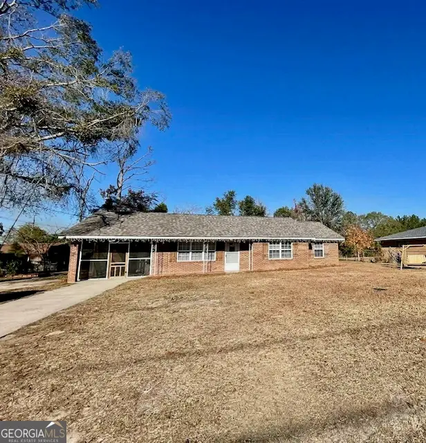 64 Lakeside Drive, Hazlehurst, GA 31539 - Image #2