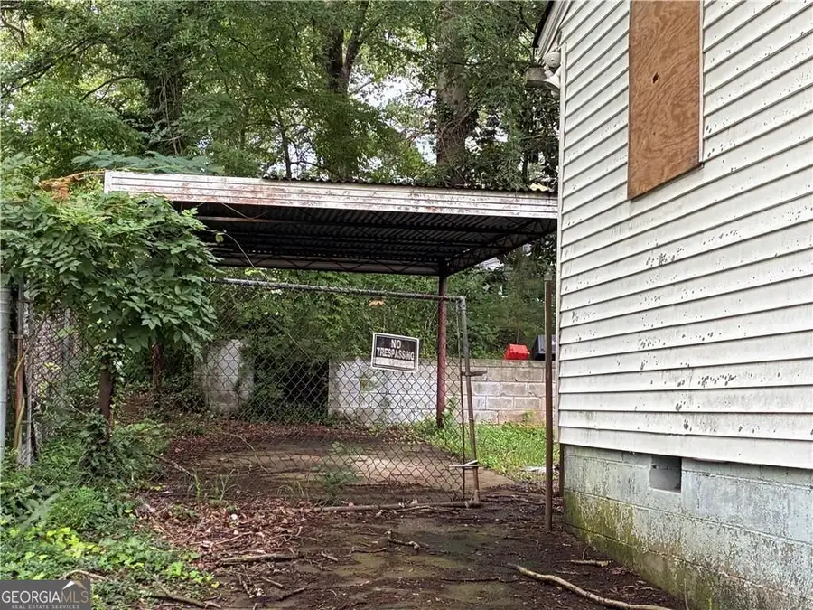 449 Hamilton E Holmes Drive Nw, Atlanta, GA 30318 - Image #2