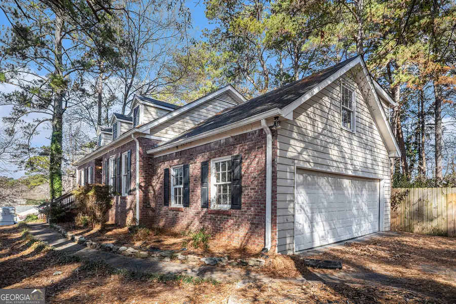 4521 S Roberts Drive, Sugar Hill, GA 30518 - Image #3