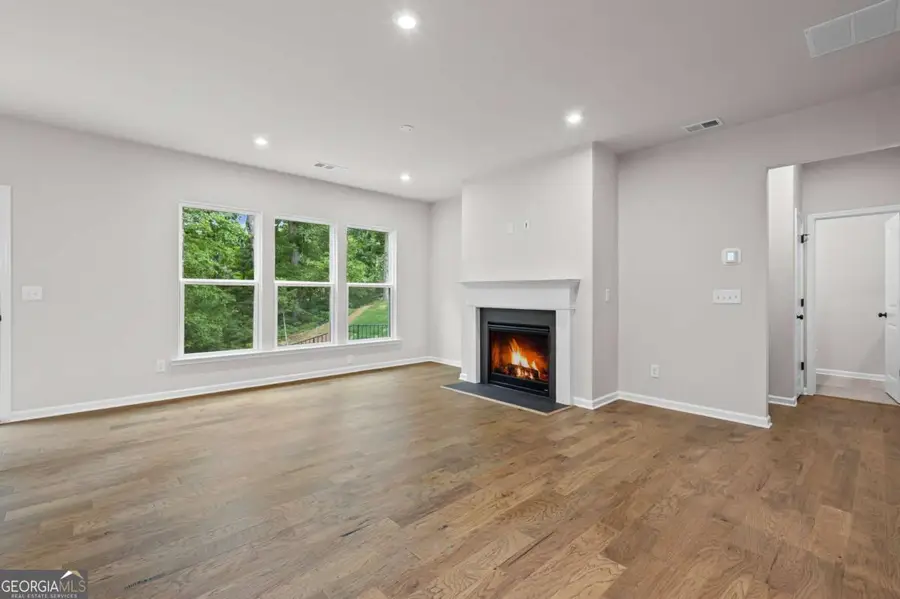 6402 Sycamore Drive, Hoschton, GA 30548 - Image #3