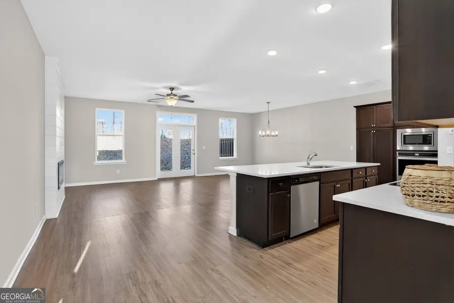 1127 Lucan Lane, Lawrenceville, GA 30043 - Image #3