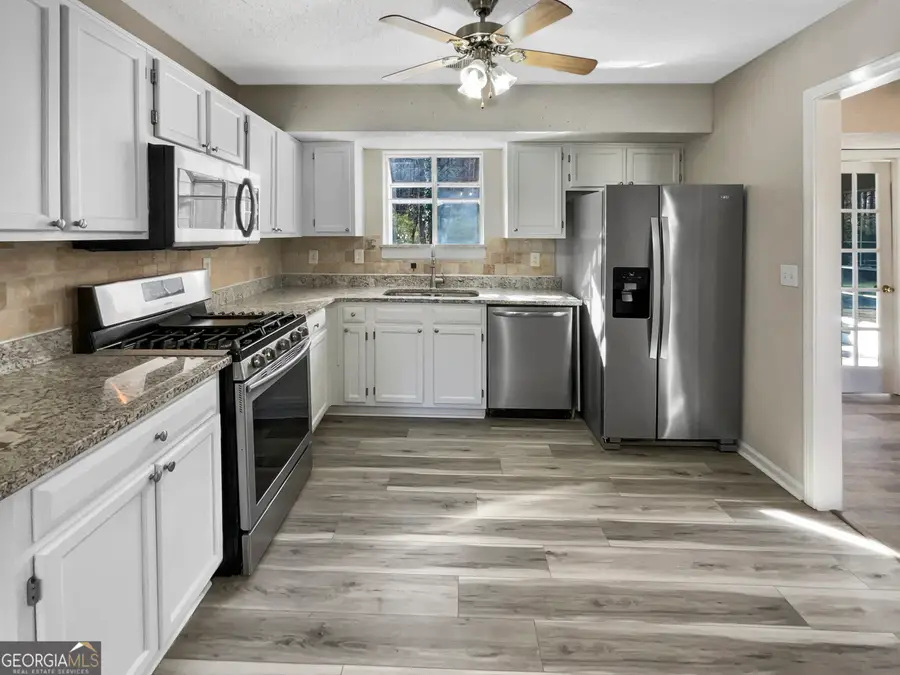 2050 Surrey Trail, South Fulton, GA 30349 - Image #2