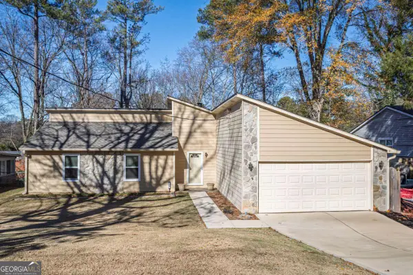 3889 Smokemist Trace, Lawrenceville, GA 30044