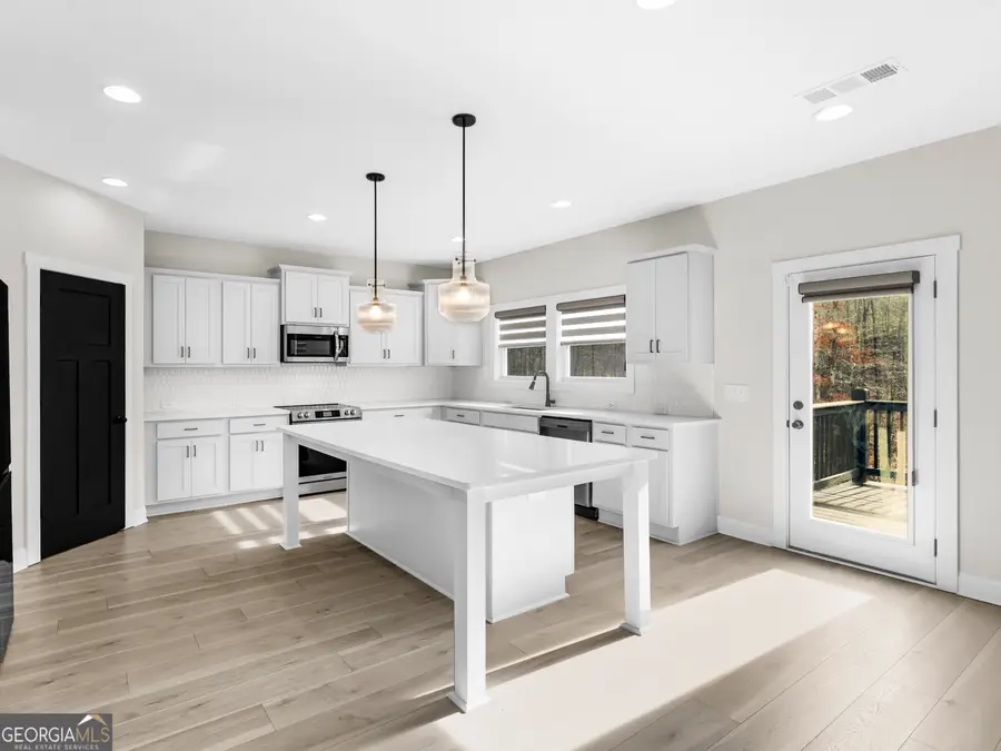 24 Deer Creek Court, Moreland, GA 30259 - Image #3