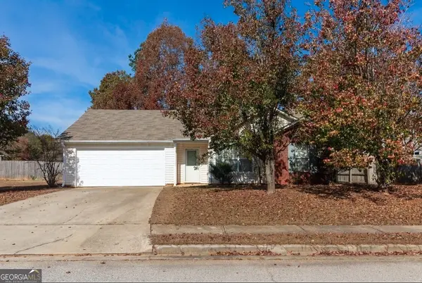 303 Kellys Walk, Locust Grove, GA 30248